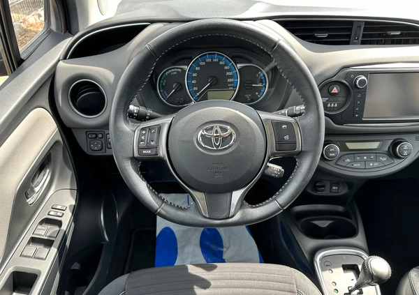 Toyota Yaris cena 37700 przebieg: 52000, rok produkcji 2014 z Turek małe 667
